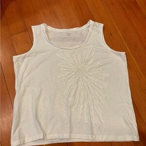 Vintage white floral design tank M